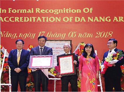 Đạt chuẩn Quốc gia về kiểm định chất lượng giáo dục
